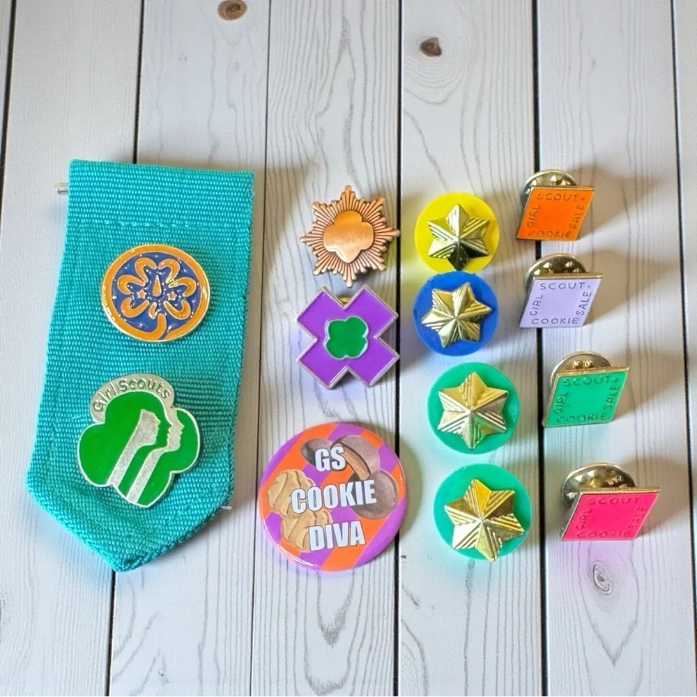 Vintage Girl Scouts Pin & Badge Lot | Cookie Sale Pins, Stars, Banner